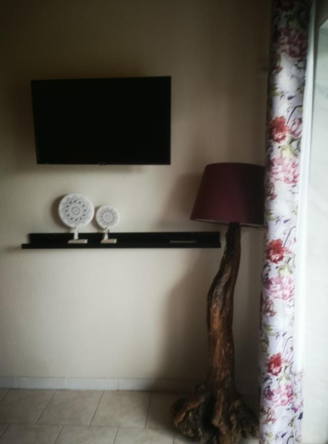 Achillion B&B Paralía Skotínis Εξωτερικό φωτογραφία