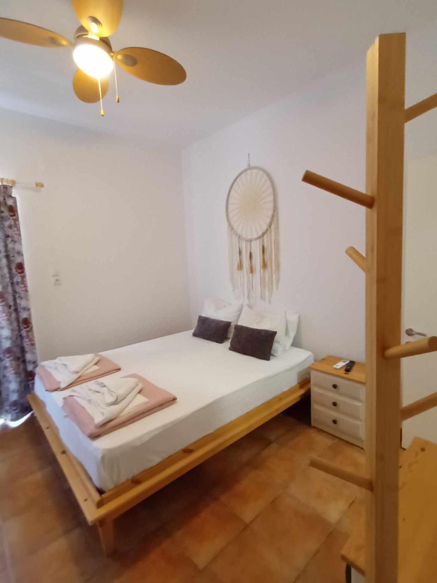 Achillion B&B Paralía Skotínis Εξωτερικό φωτογραφία
